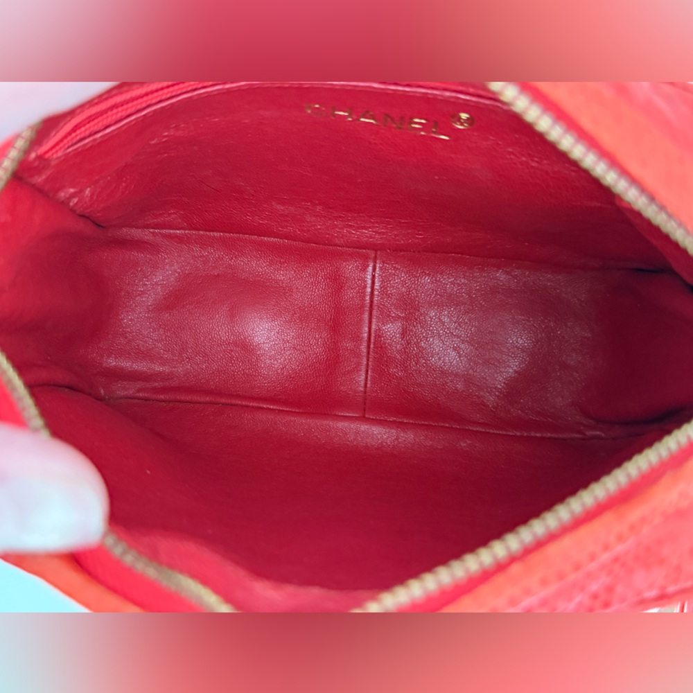 CHANEL Camera Bag Red Exotic Lizard w/ Tassel, Chain Strap - Vintage - Picture 13 of 16
